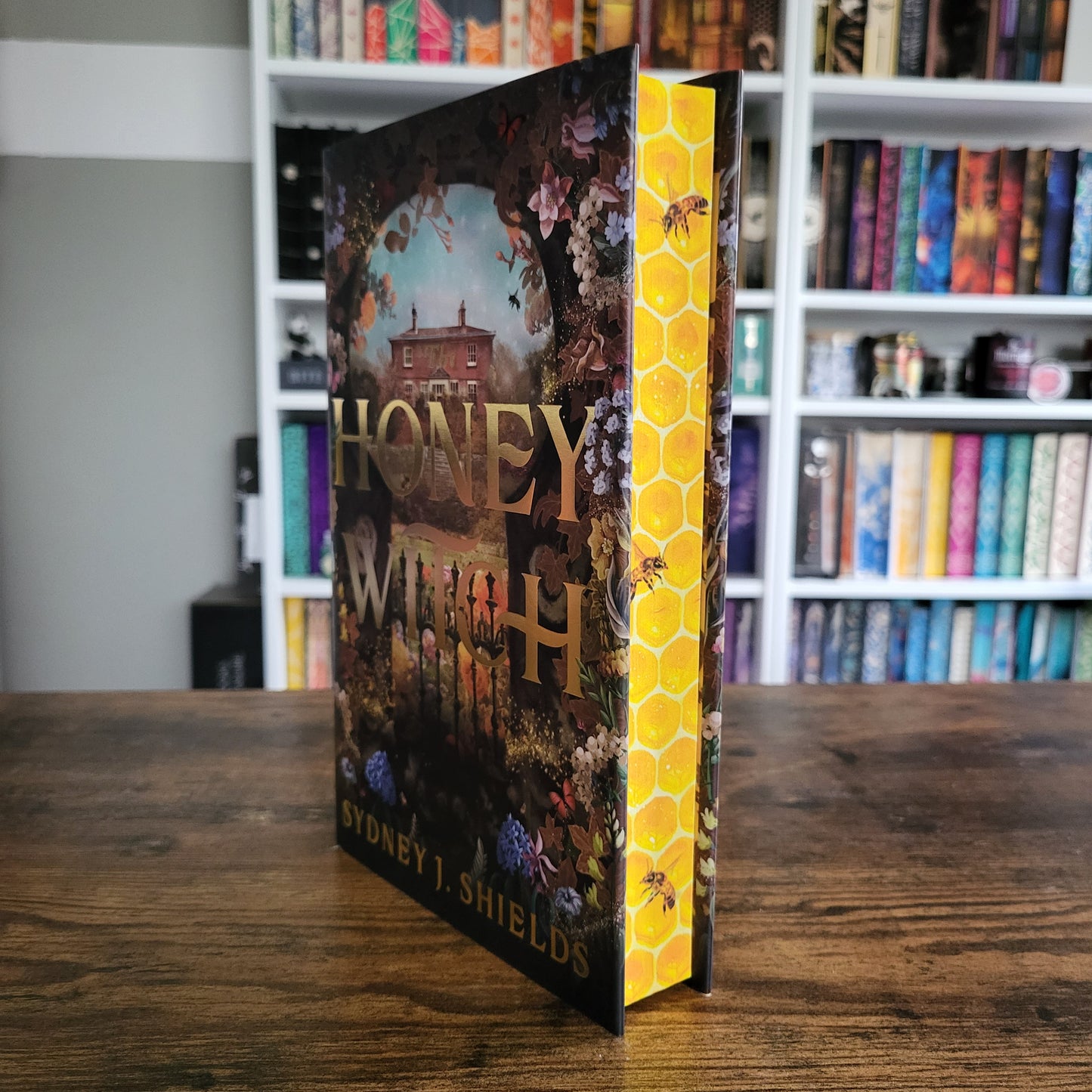 Fairyloot - The Honey Witch