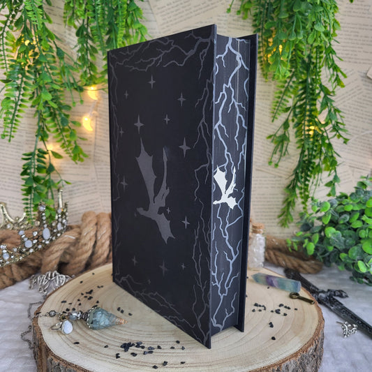 SECONDS Onyx Storm NO DUSTJACKET