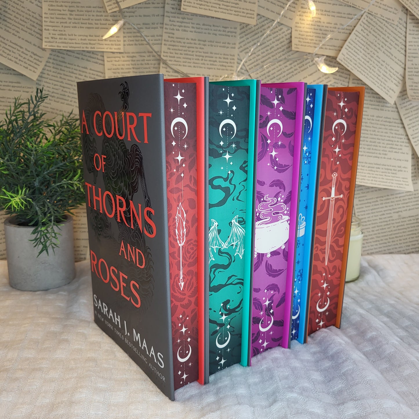 ACOTAR Hardcovers/ Paperbacks (A Court of Thorns and Roses)