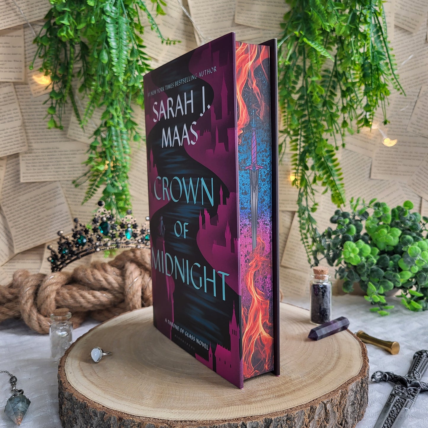 Throne of Glass Hardcovers/ Paperbacks