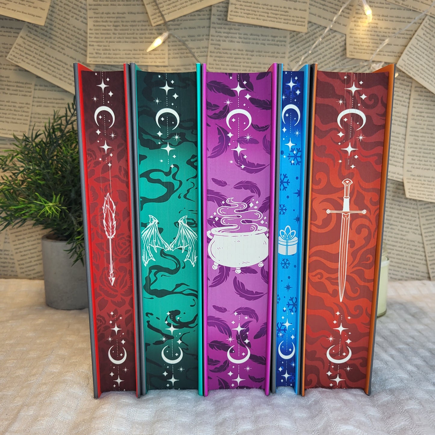 ACOTAR Hardcovers/ Paperbacks (A Court of Thorns and Roses)