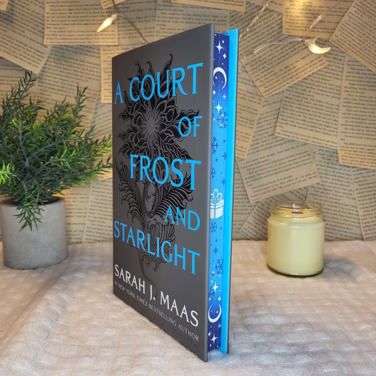 ACOTAR Hardcovers/ Paperbacks (A Court of Thorns and Roses)