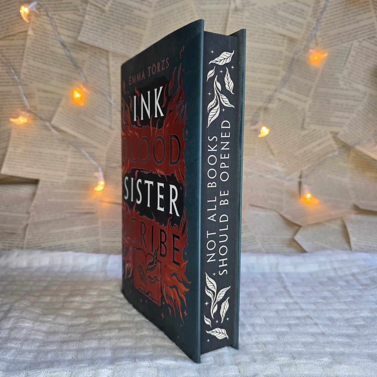 Illumicrate - Ink Blood Sister Scribe