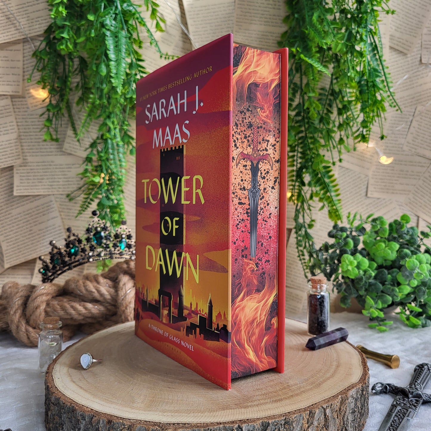 Throne of Glass Hardcovers/ Paperbacks
