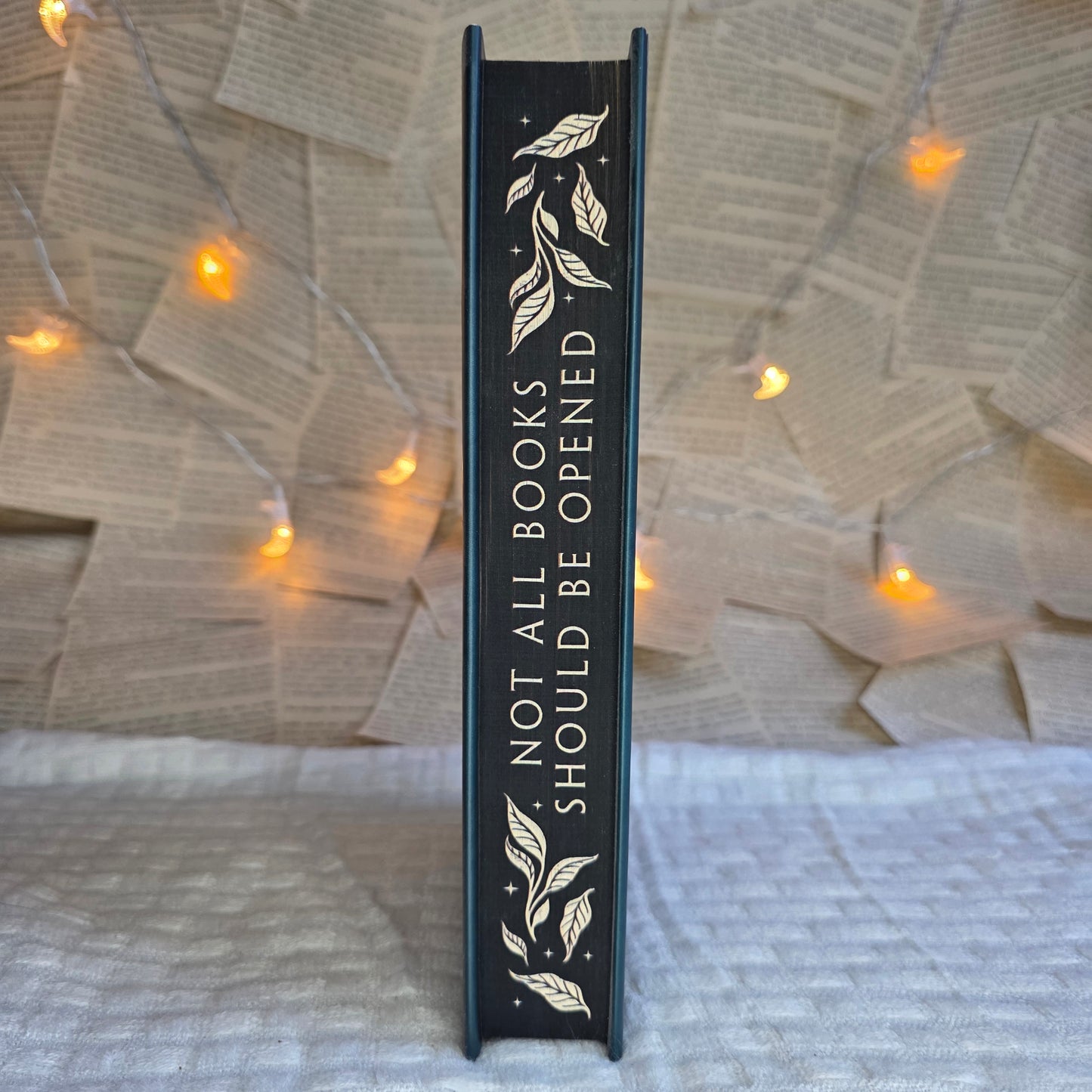 Illumicrate - Ink Blood Sister Scribe