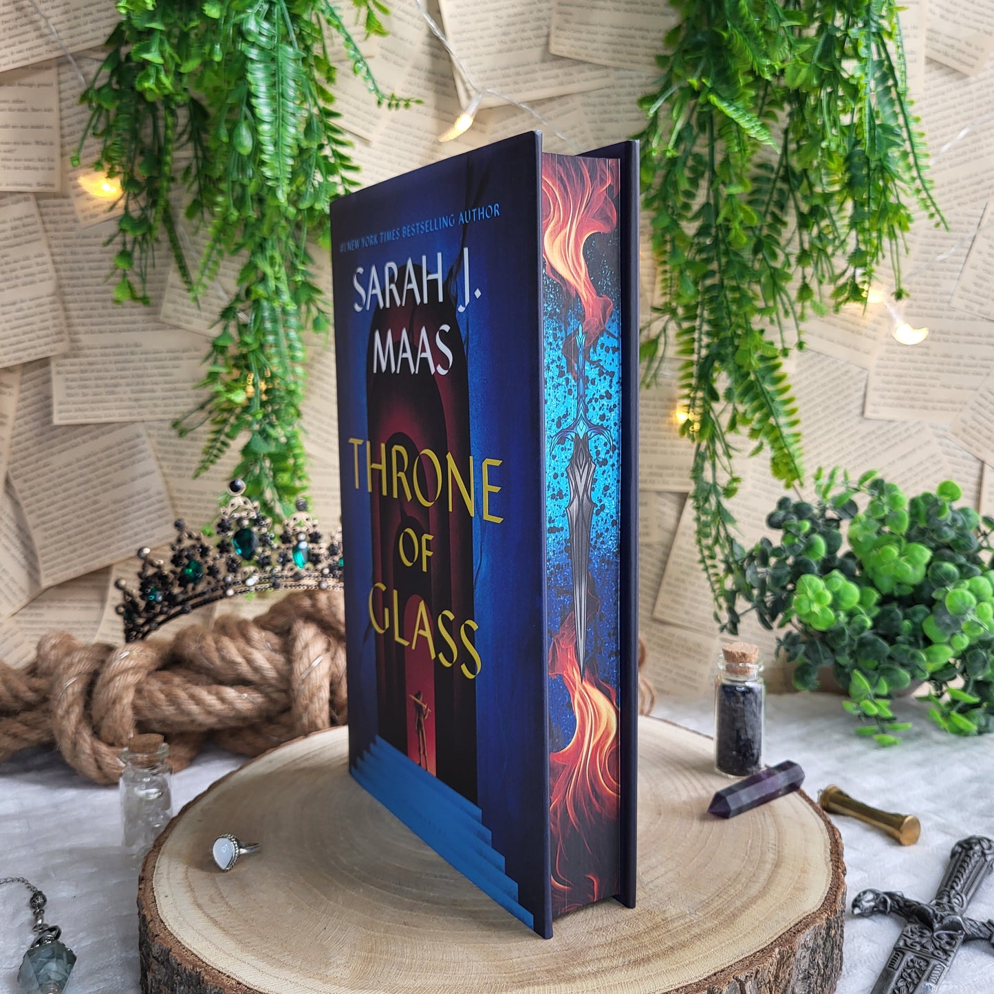 Throne of Glass Hardcovers/ Paperbacks