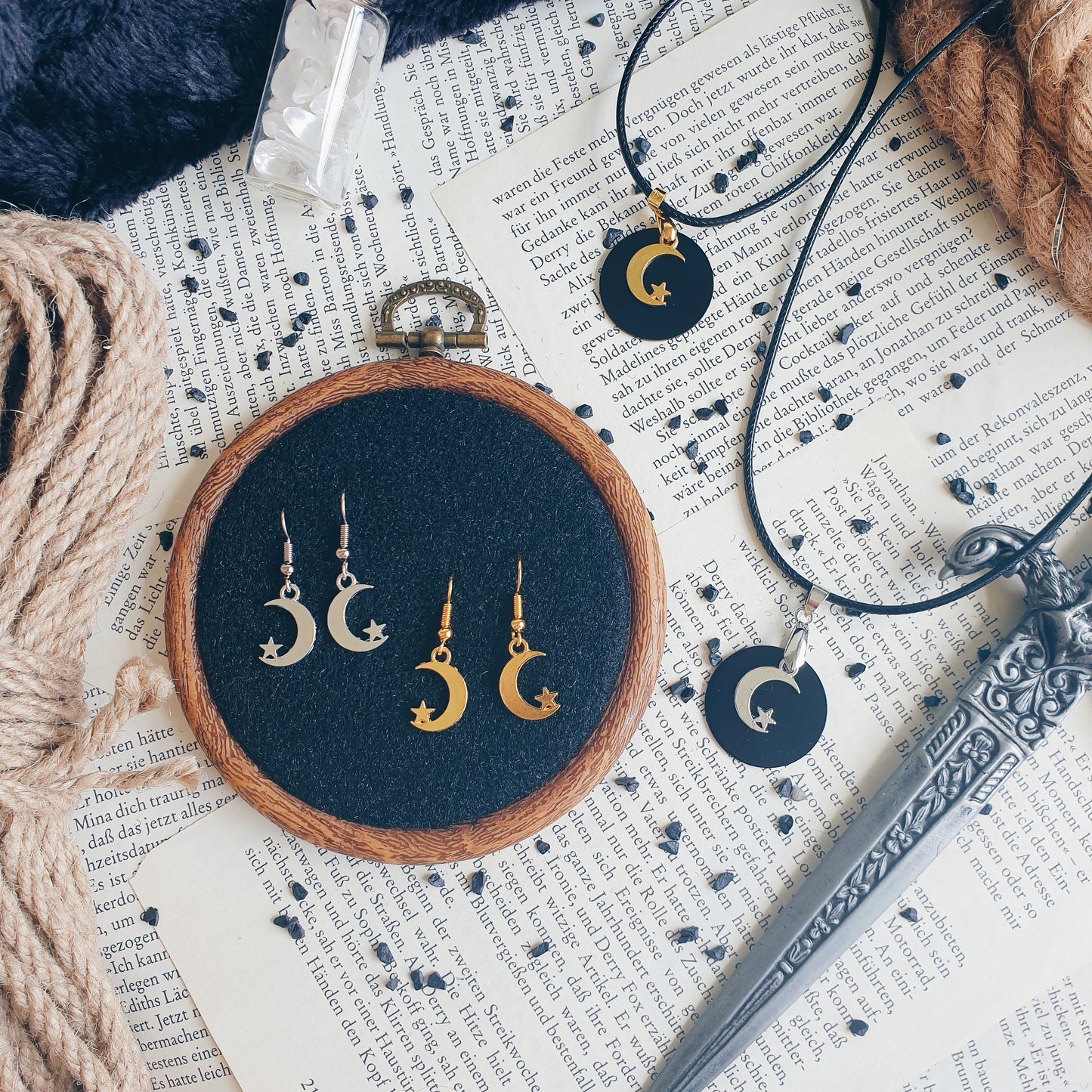 ACOTAR/ Night Court inspired Jewellery (Necklace/ Earrings)